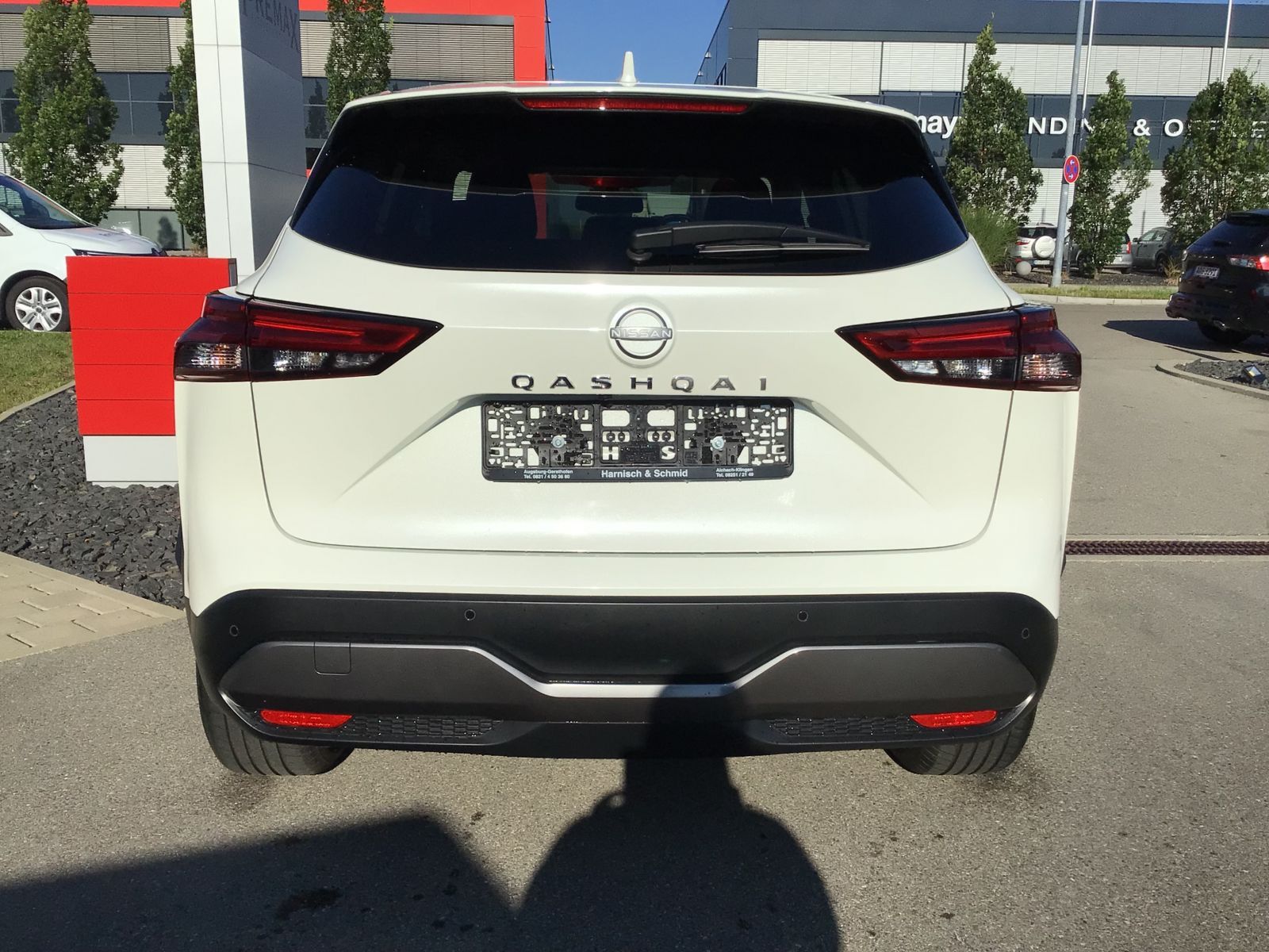 Fahrzeugabbildung Nissan Qashqai 1.3 DIG-T MHEV 6MT- N-Con.- Bus.,Winter