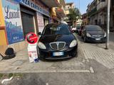 Lancia Ypsilon 1.2 Versus - Lancia Ypsilon Versus mit Benzin-Antrieb