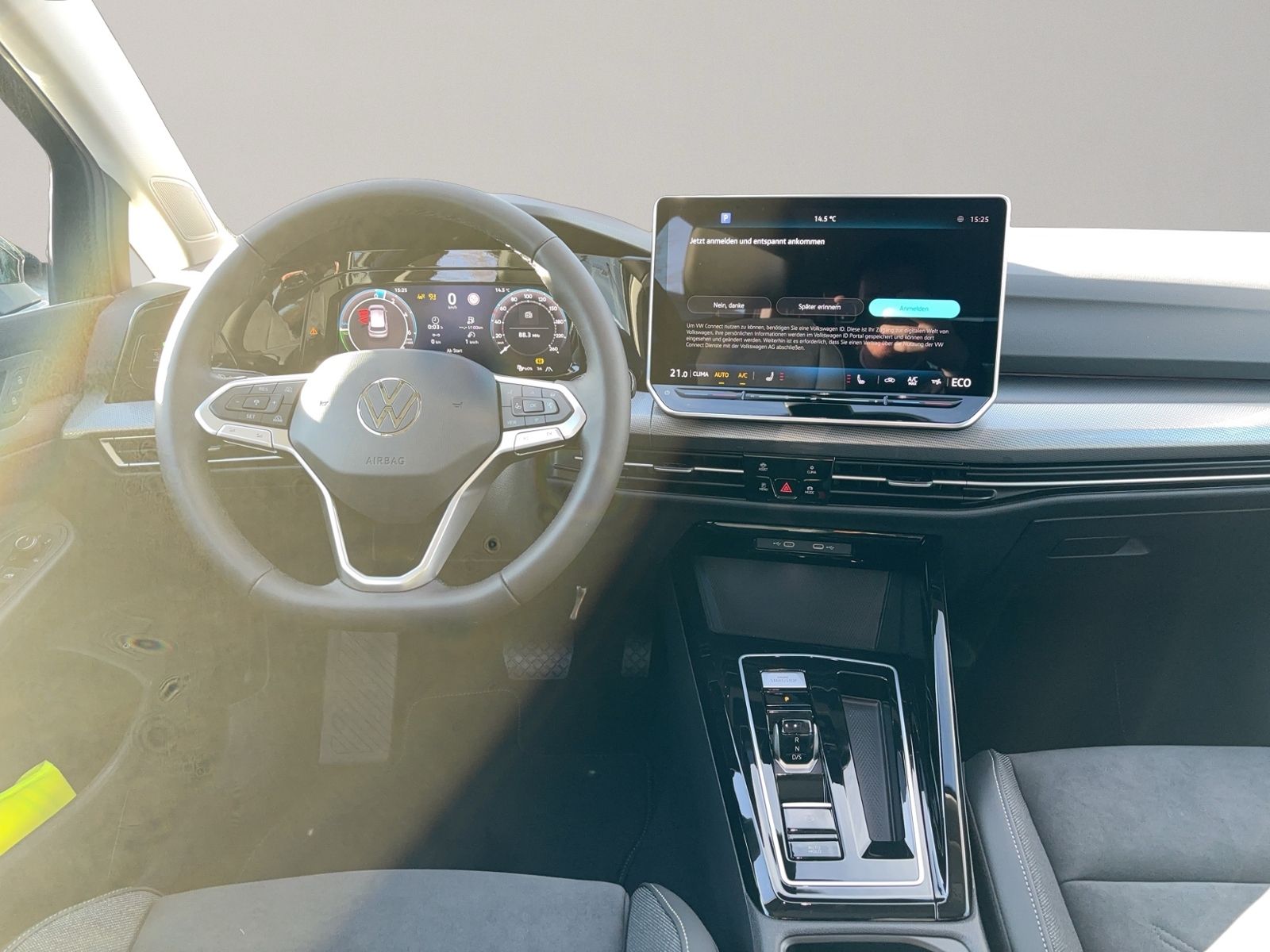 Golf Style 1.5 eHybrid, AHK, Pano, DCC, IQ.Light