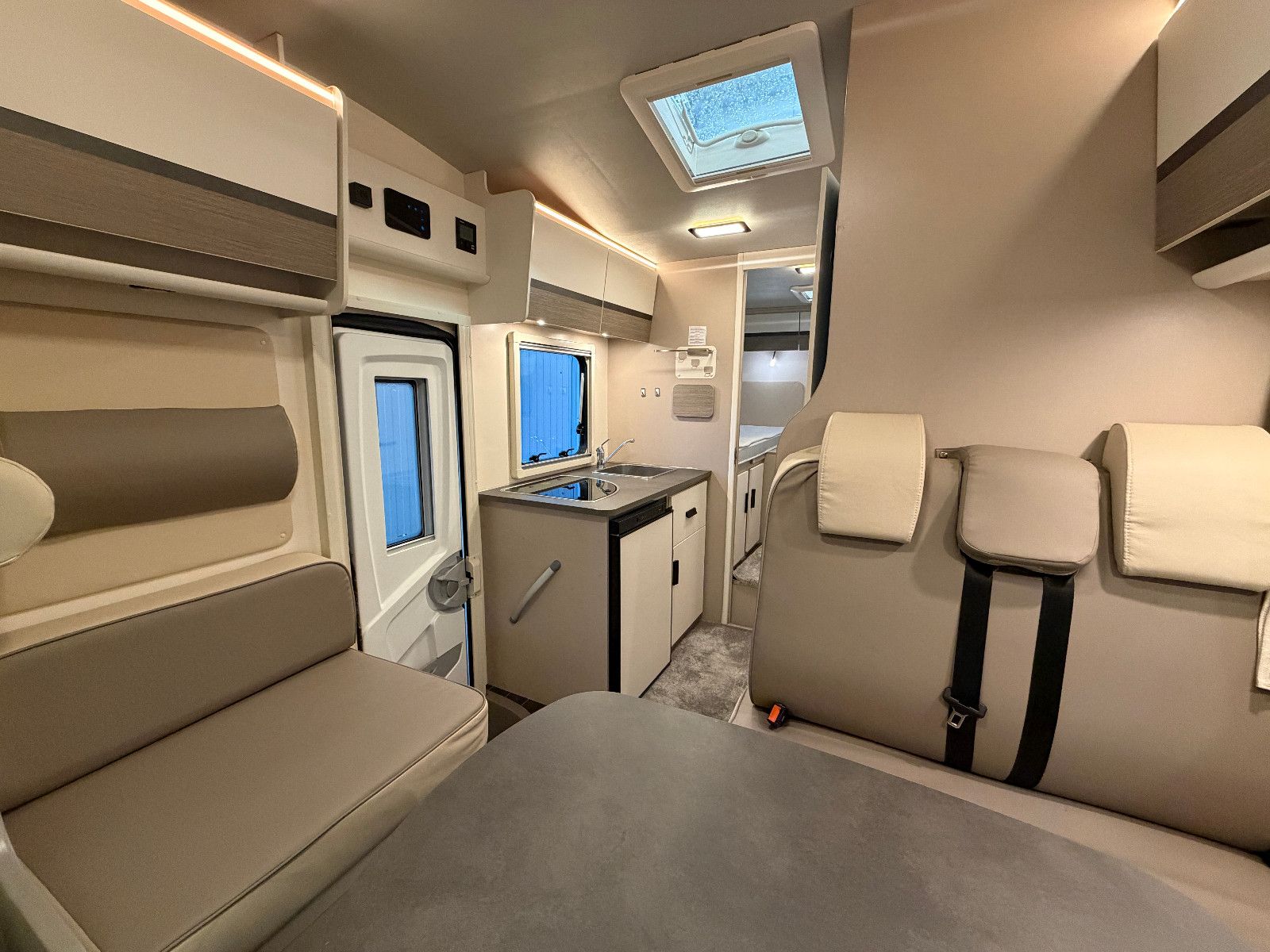 Fahrzeugabbildung XGO Dynamic 98 P - Modell 2024