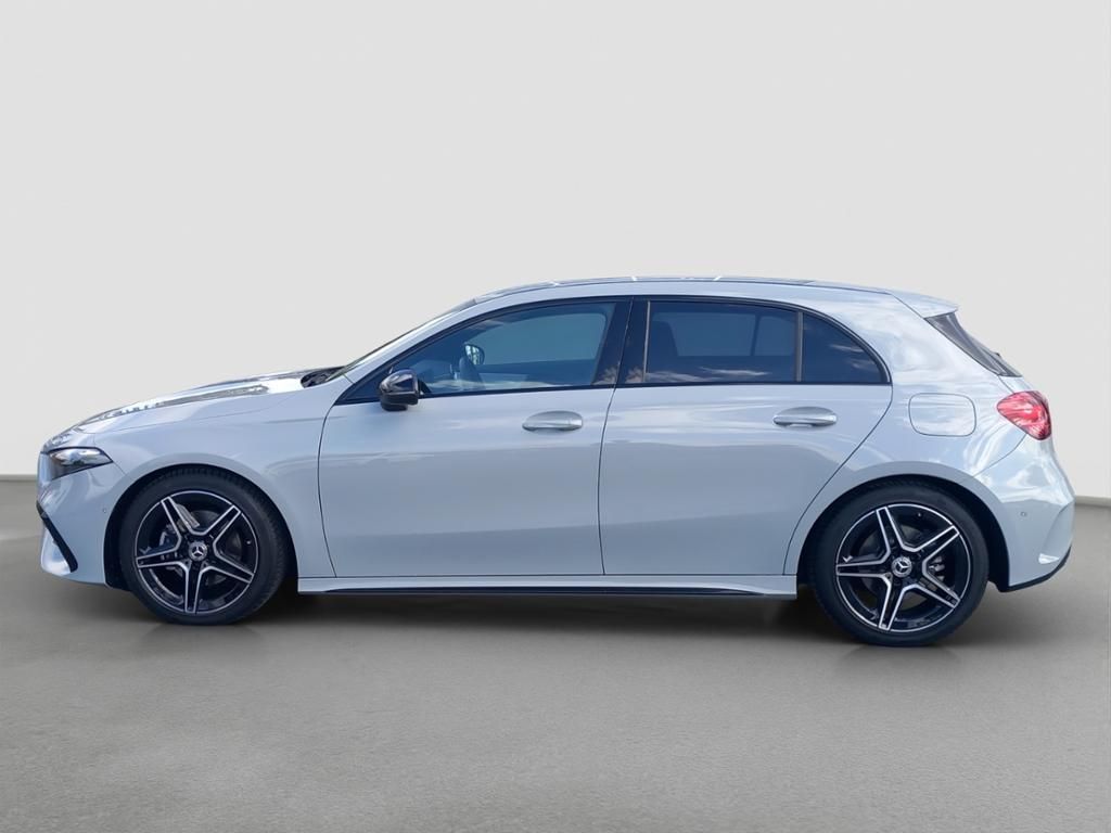 Fahrzeugabbildung Mercedes-Benz A 200 Kompaktlimousine AMG Line*Night Paket*LED