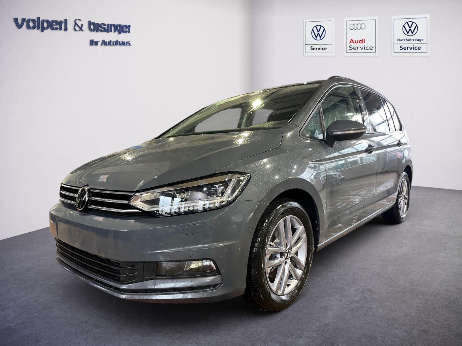 VW Touran – Touran Comfortline 2,0 l TDI DSG_AHK_7 Sitzer_Ka Fahrzeugbild