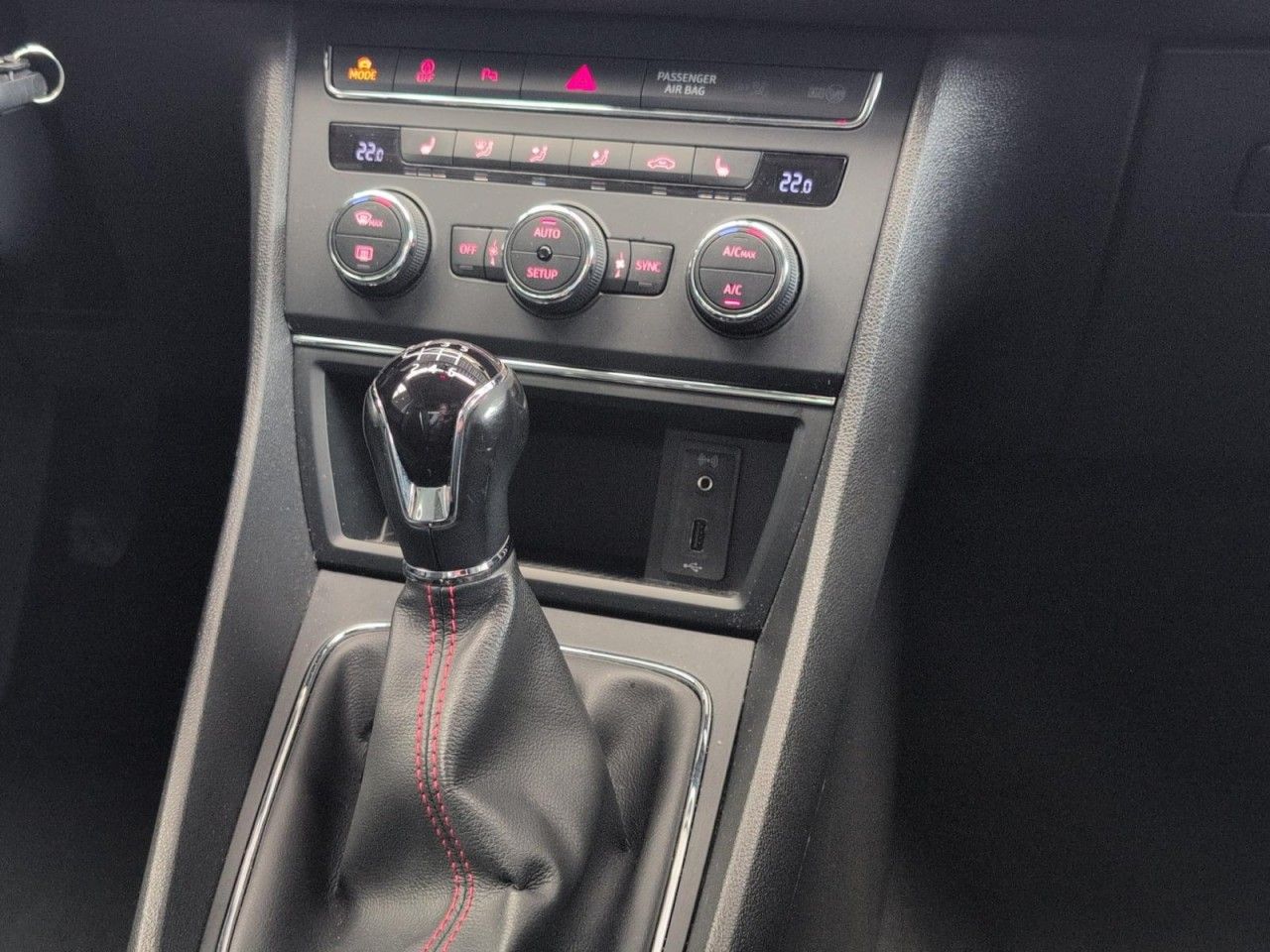 Leon ST 1.4l TSI FR Klima Navi Einparkhilfe