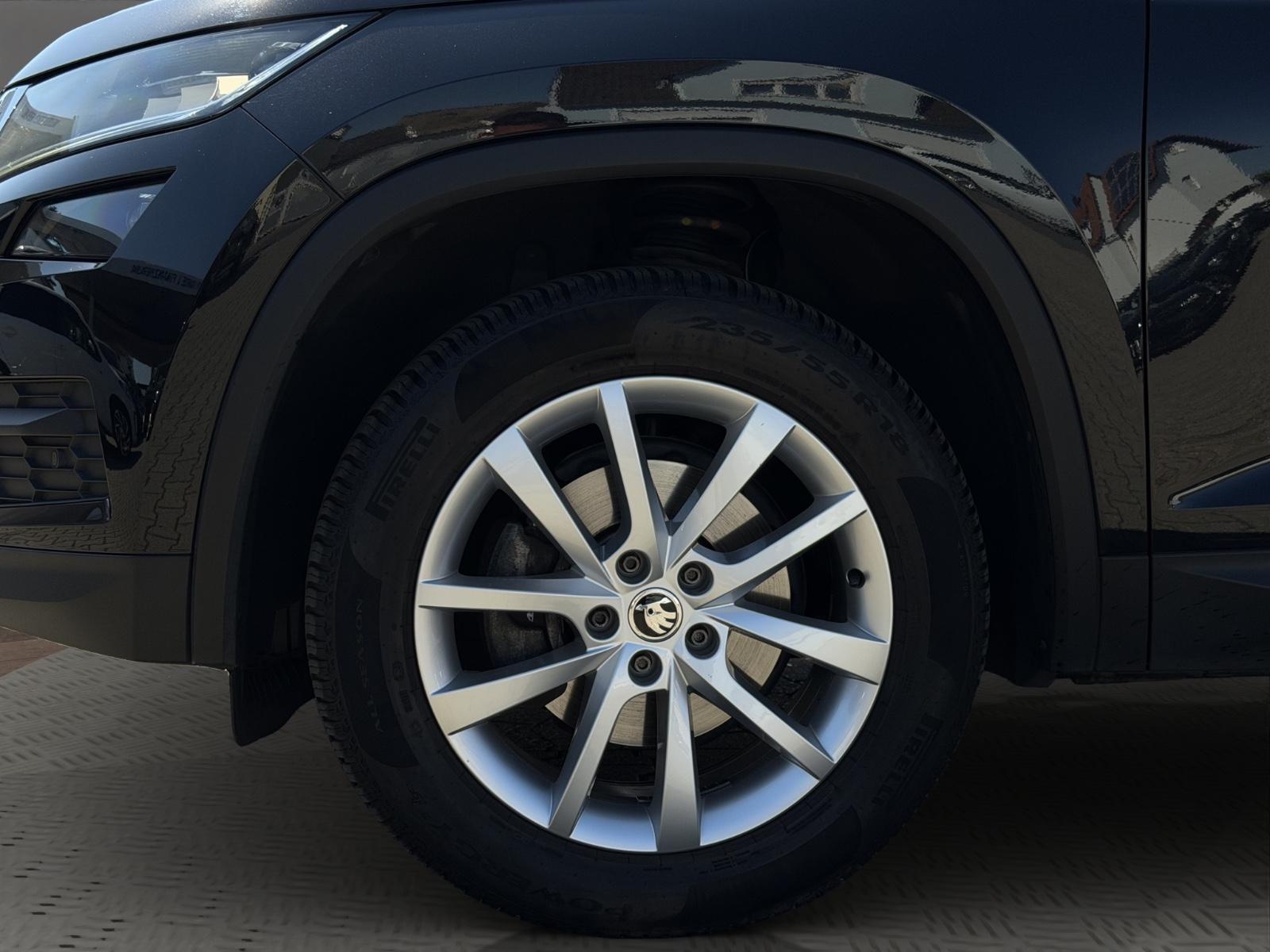 Skoda Kodiaq 7-SITZER°AHK°PANO°LED°NAVI°KAMERA°SHZ