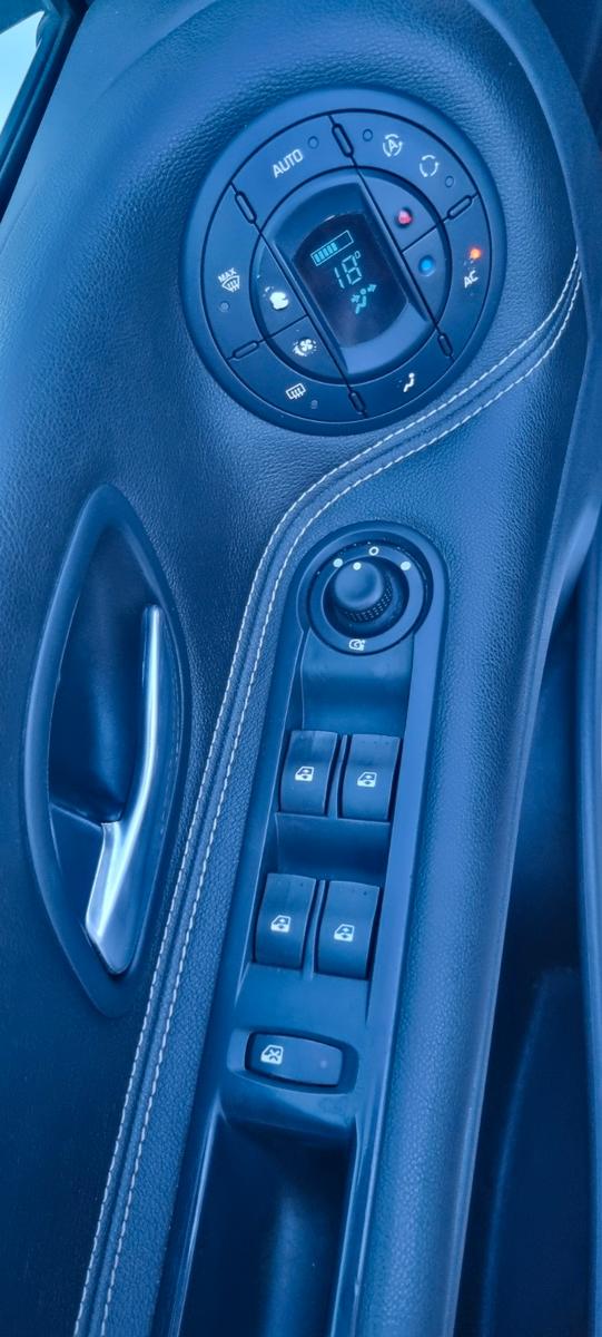 Renault Espace 2014 — photo 9