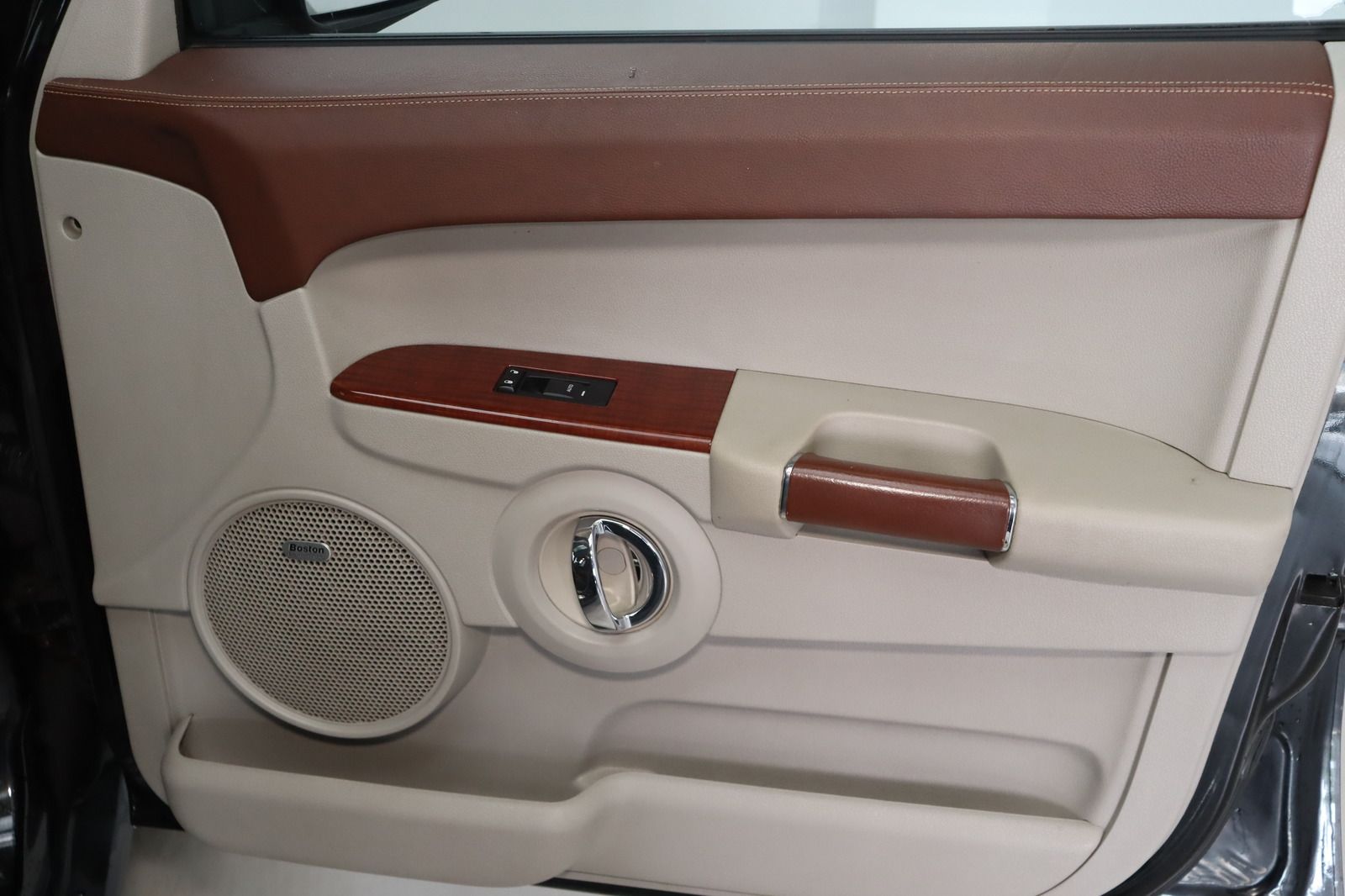 Fahrzeugabbildung Jeep Commander 3.0 CRD Autom.* Standhzg.