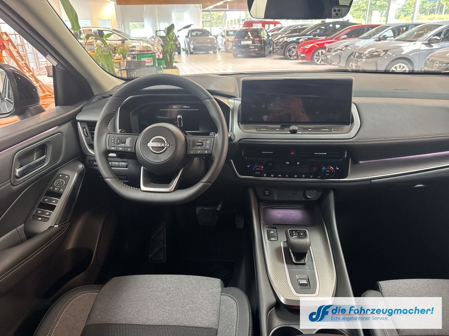 Fahrzeugabbildung Nissan Qashqai N-Connecta Navi 360 Kamera LED Apple Car