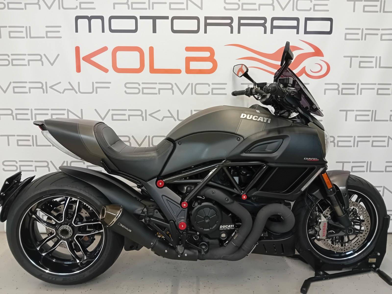 Ducati Diavel 1200 Carbon