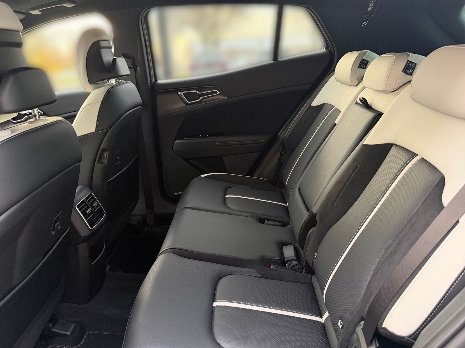 Fahrzeugabbildung Kia SPORTAGE 1.6T 2WD DCT GTLine SD GD DRI SOUN