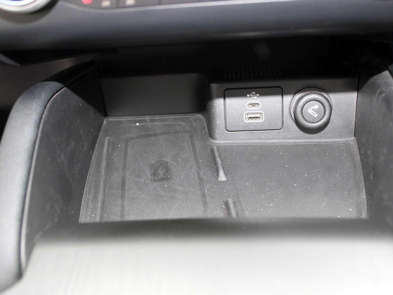Fahrzeugabbildung Ford Kuga Titanium X 2,0 EcoBlue Start/Stopp