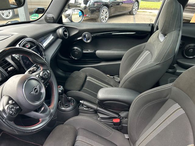 Fahrzeugabbildung MINI Cooper S John Cooper Works+Navi+18 Zoll+Panorama