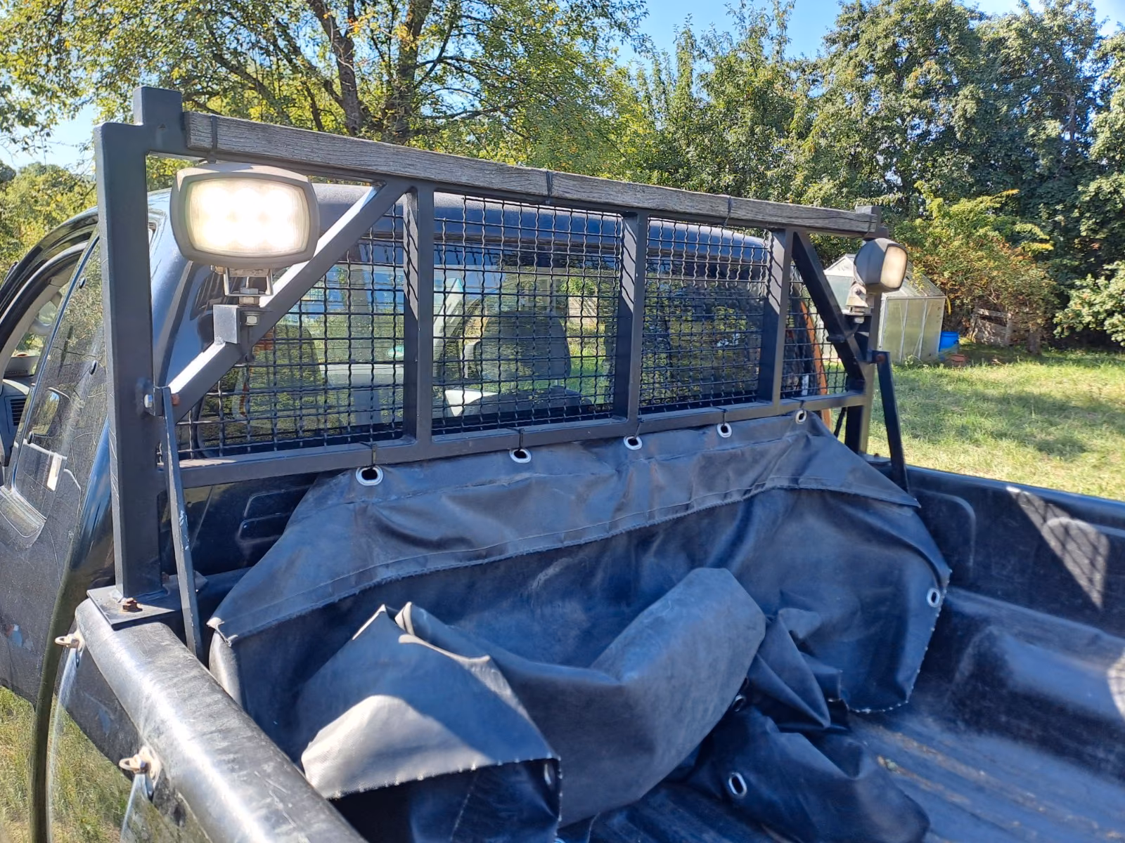 Toyota Hilux 2006 — photo 8