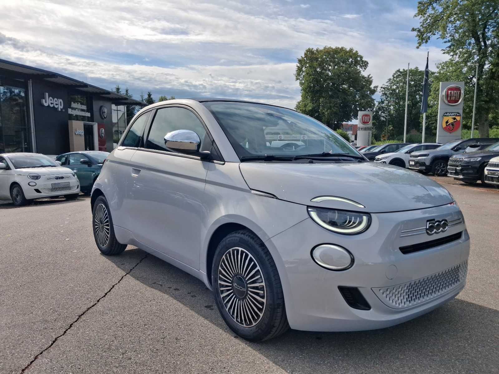 Fahrzeugabbildung Fiat 500 1.0 Hybrid FireFly 48 kW Dolcevita