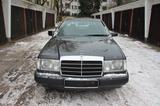 Mercedes-Benz  230CE, W124C, 1992 - schwarze Mercedes-Benz C 230