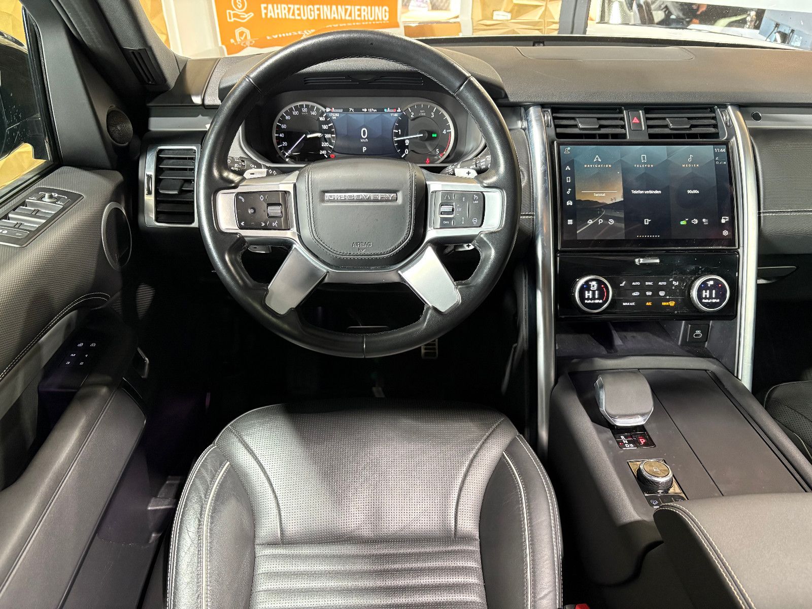 Fahrzeugabbildung Land Rover Discovery 5 R-Dynamic HSE D250 c AWD/PANO/MEMORY