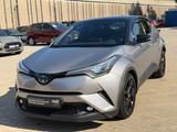 Toyota C-HR Hybrid Style - Toyota C-HR: Style