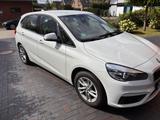 BMW 216 Active Tourer 216i - AHK, sehr gepflegt
