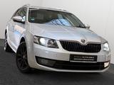 Skoda Octavia Combi Elegance 4x4 Standheizung/LED - Skoda Octavia: Winterreifen