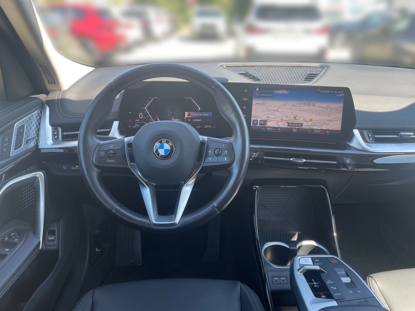 BMW X1 sDrive18d xLine Navi H K AHK PA el. Sitze foto 3