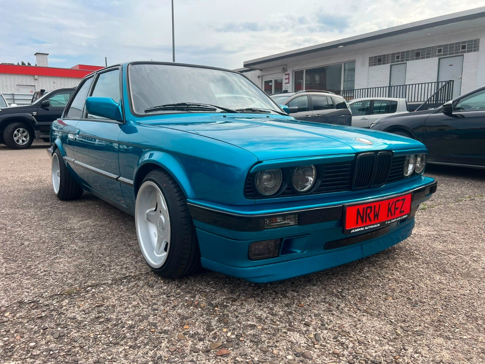 BMW 325 - 1