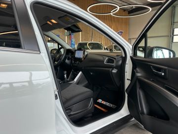 Suzuki (SX4) S-Cross *Navi*Schiebedach*Sitzh*