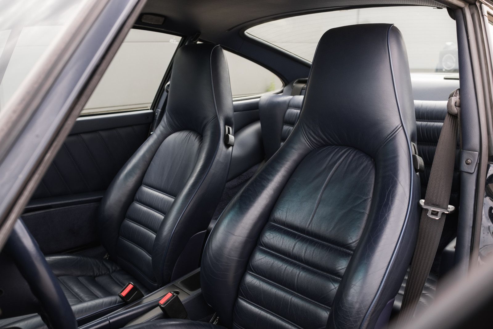 Fahrzeugabbildung Porsche 964 Turbo 3.6 - 2. Hd. - 78TKM - TRAUMAUTO!!!