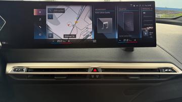 صورة مصغرة 23 لـ 2021 BMW IX