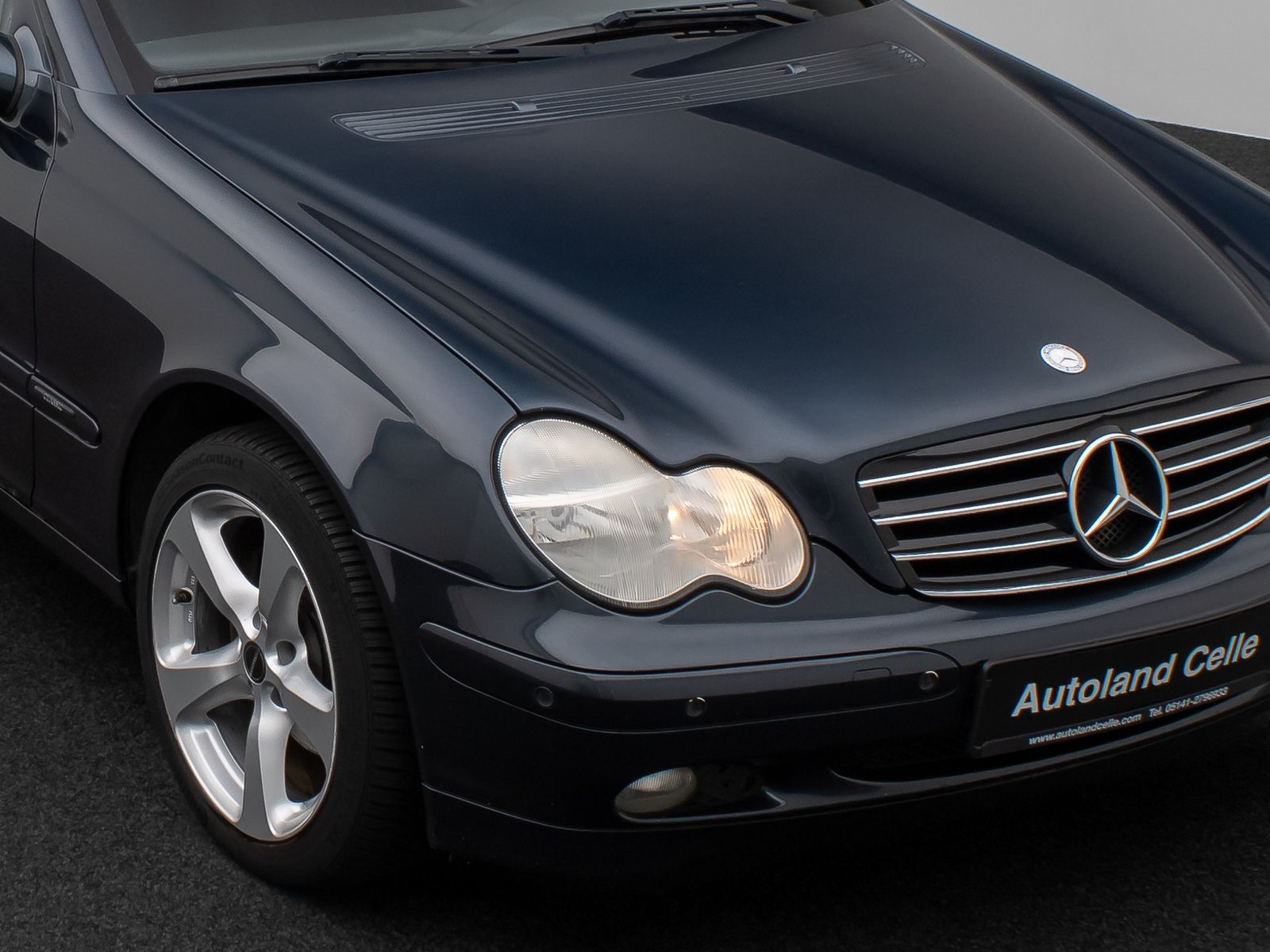Fahrzeugabbildung Mercedes-Benz C 180 Limousine Kompressor Tempomat PDC