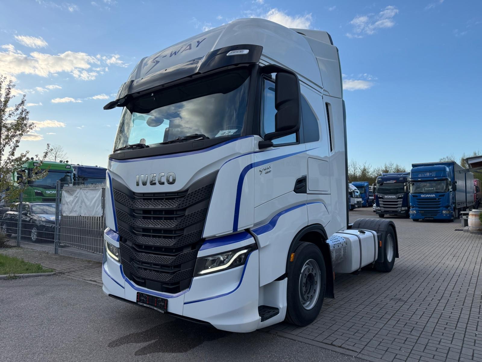 Iveco S-Way 480/Intarder/2xTank/Navi/Spoiler