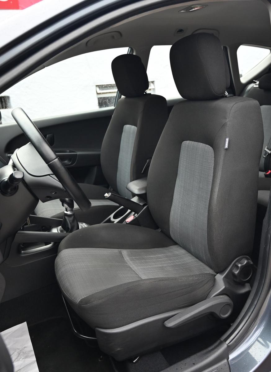 Kia cee'd 2012 — photo 10