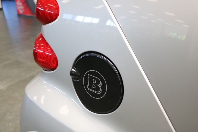 ForTwo fortwo cabrio Brabus/NAVI/LEDER/AUTOMATIK – Vorschau 19