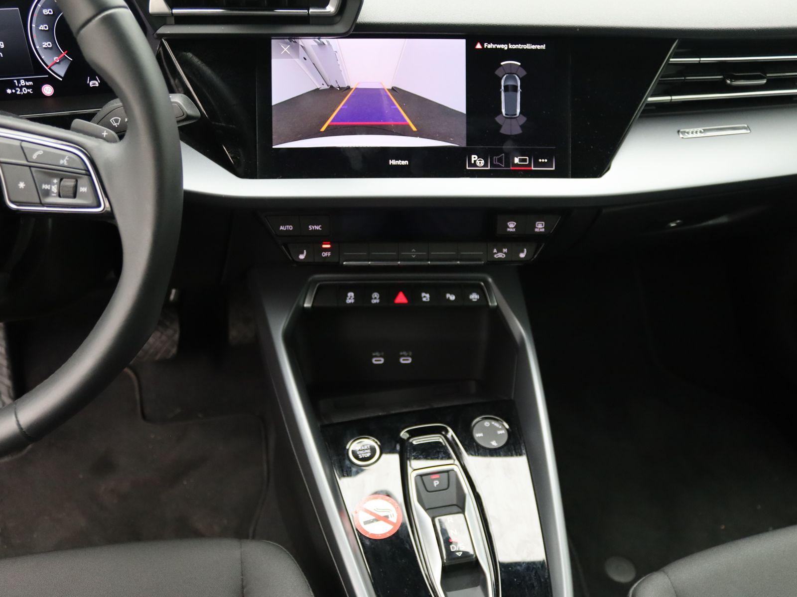 Audi A3 Sportback advanced 35TDI S-tronic / Navi, RFK