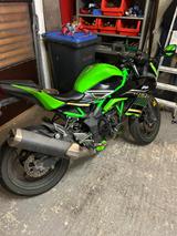 Kawasaki Ninja 125 - SPORTTOURER VON 81 BIS 125 CCM