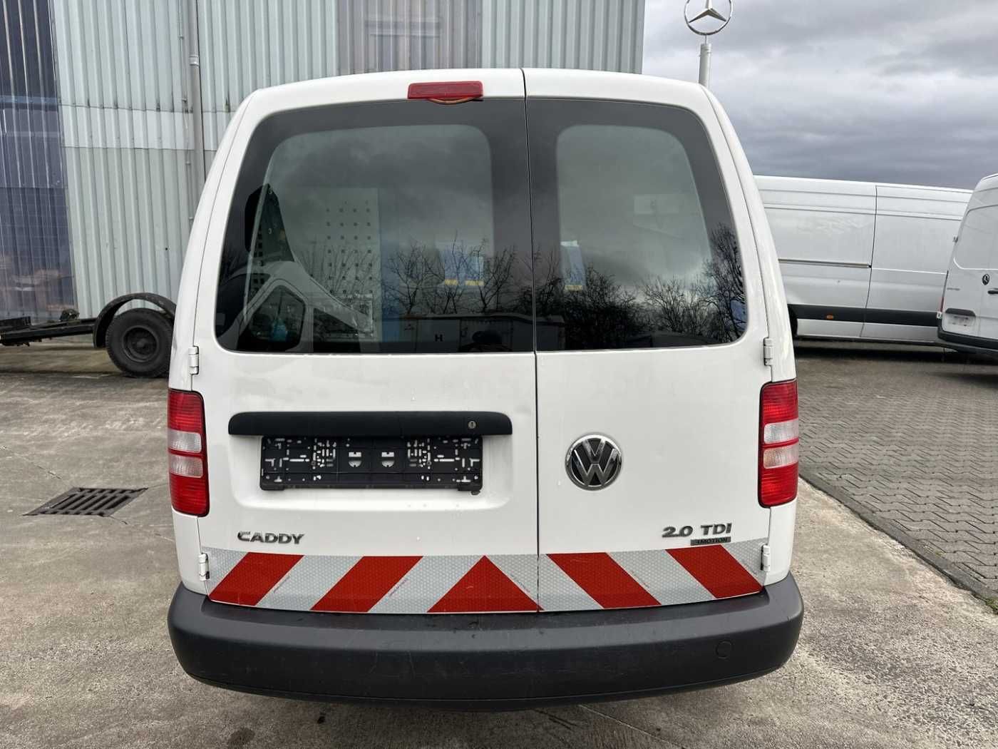 Fahrzeugabbildung Volkswagen VW Caddy 2.0 TDI 4Motion Maxi Kasten Regal