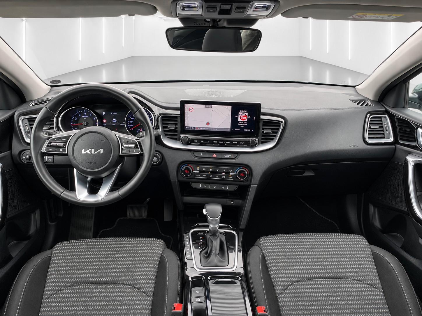 Kia Ceed SW 1.5 T-GDI DCT7 Platinum *LED*JBL*Kamera*