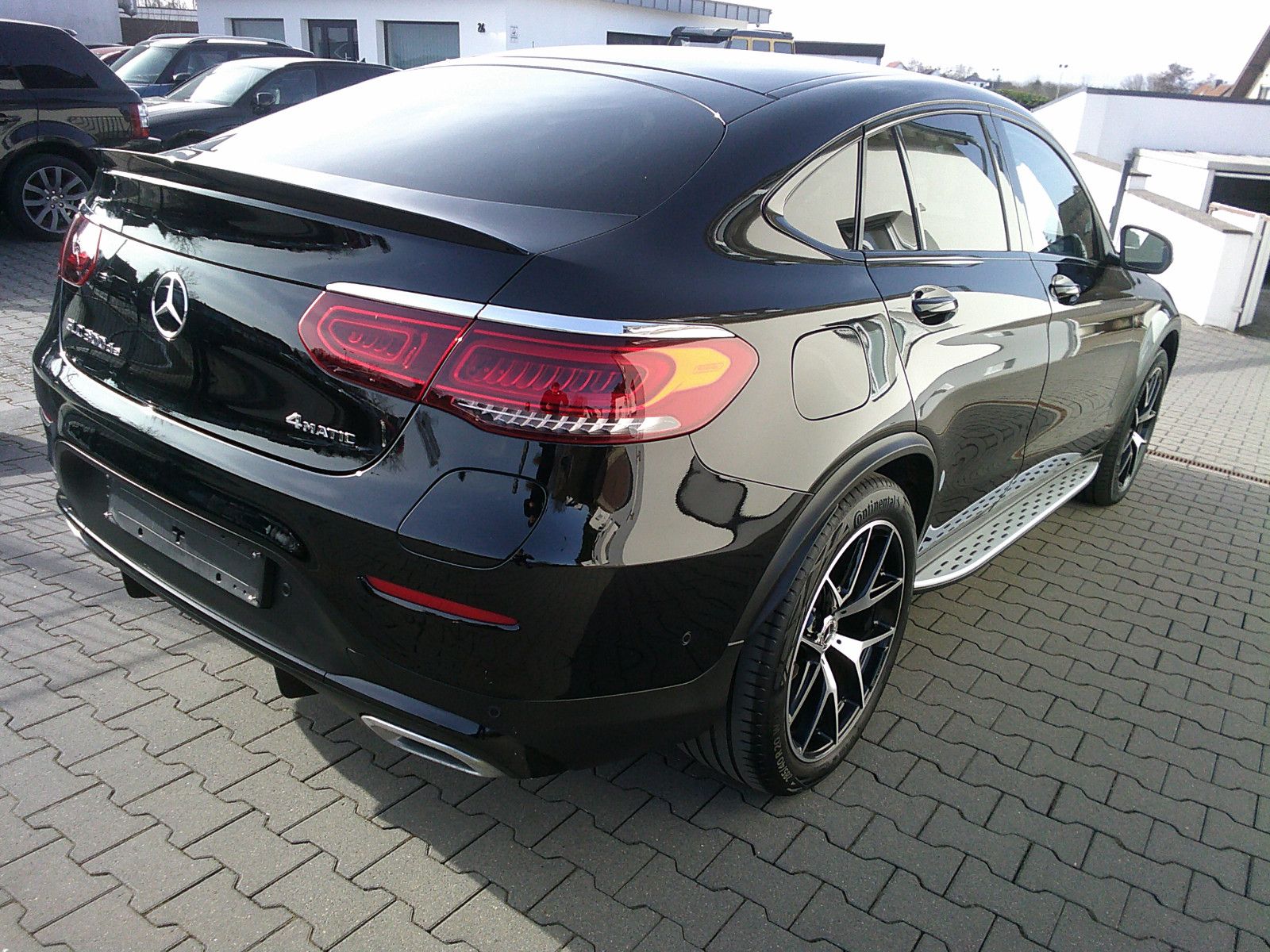 Fahrzeugabbildung Mercedes-Benz GLC 300 de 4Matic Coupe AMG Line / Night Paket