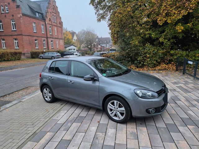 Volkswagen VOLKSWAGEN GOLF 6/VI/MATCH/105PS/NAVI/PDC/...