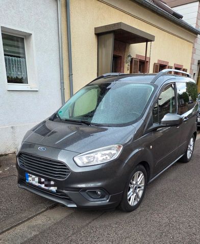 FORD Tourneo Courier