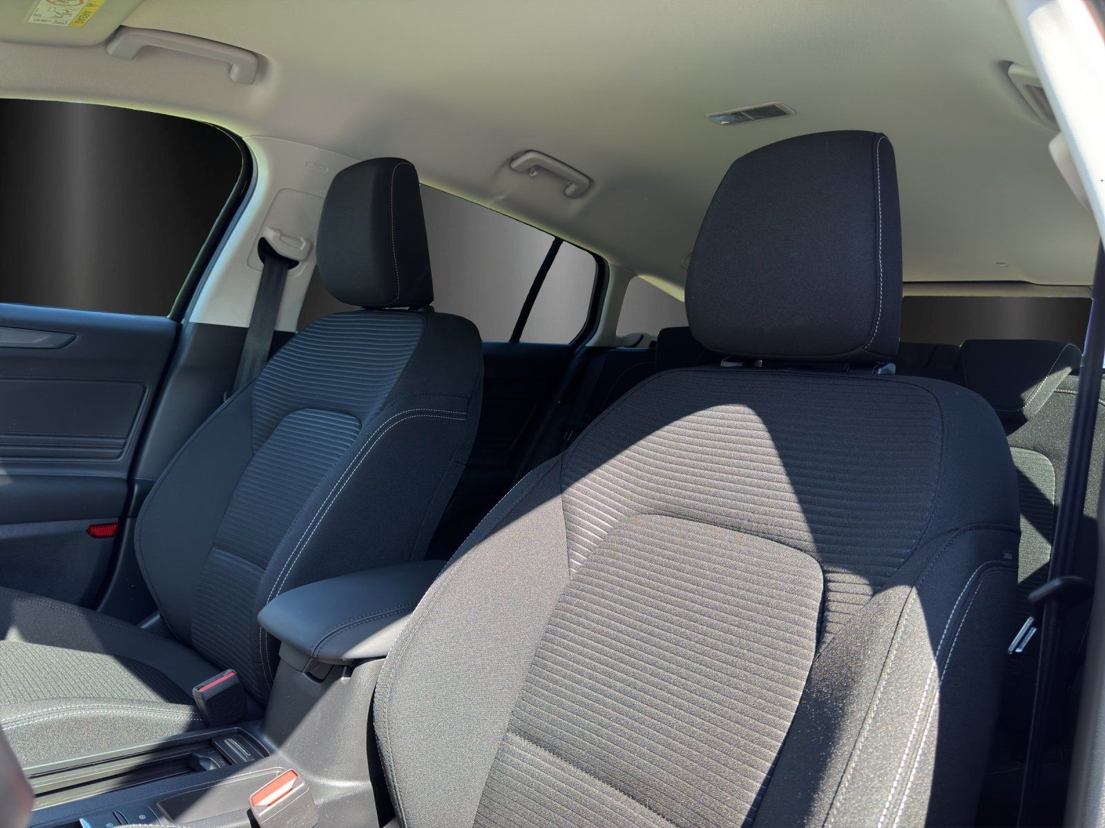 Fahrzeugabbildung Ford Focus Turnier Active WINTER/FAHRERASSIST/EASY-PA