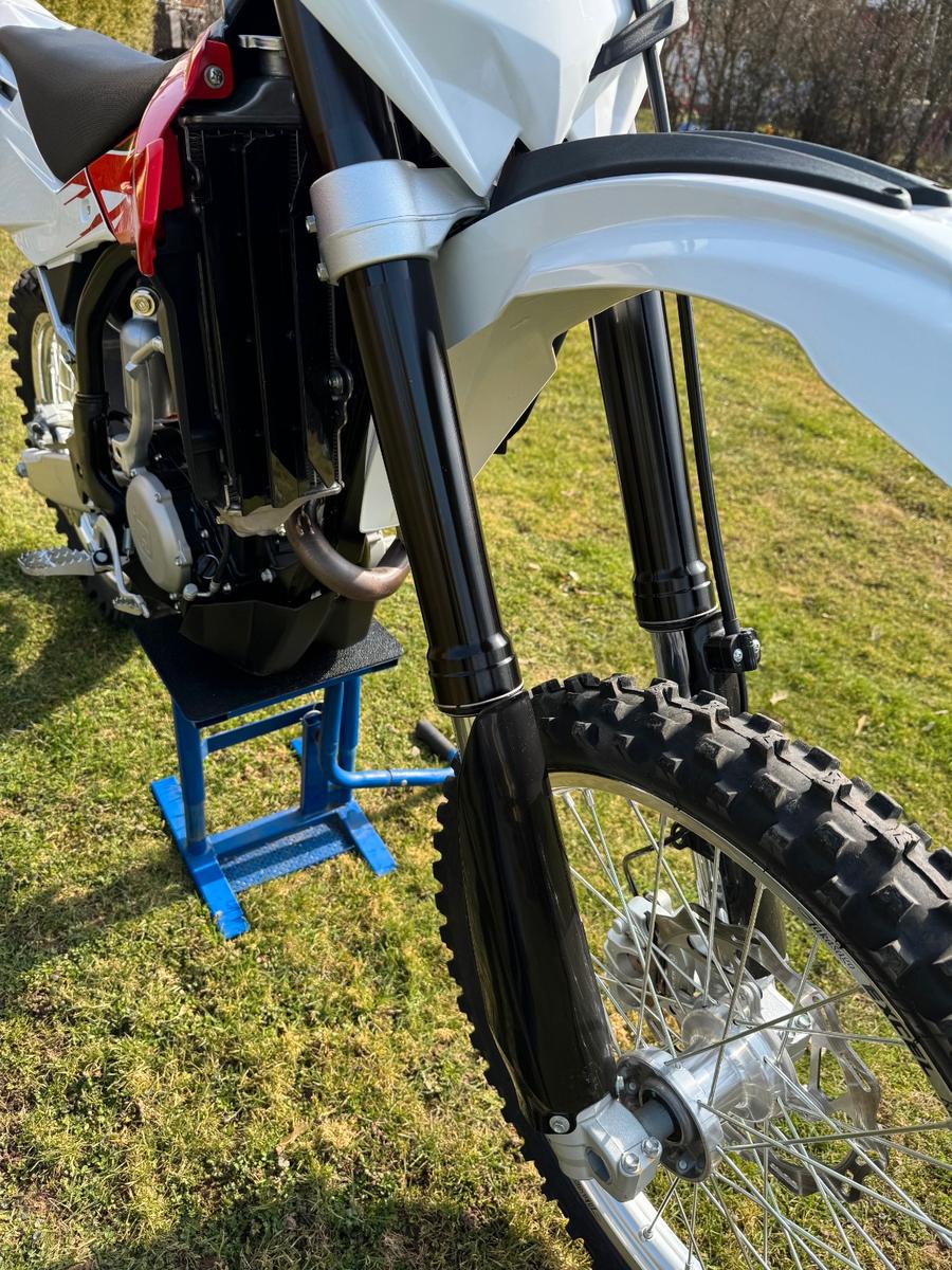Husqvarna  2013 — photo 8