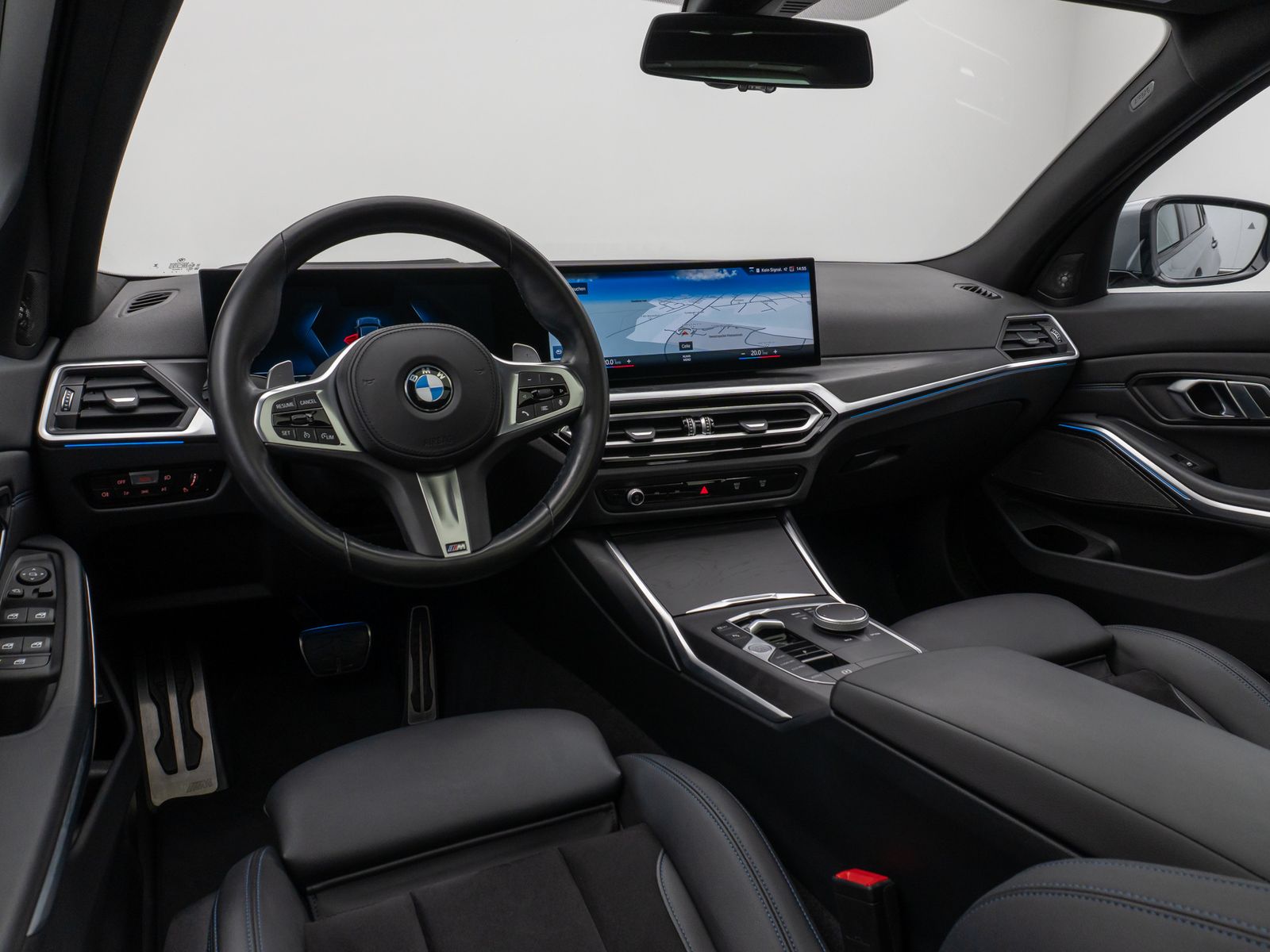 Fahrzeugabbildung BMW 320d M Sport Pro Panorama Kamera HUD DAB H/K 19"