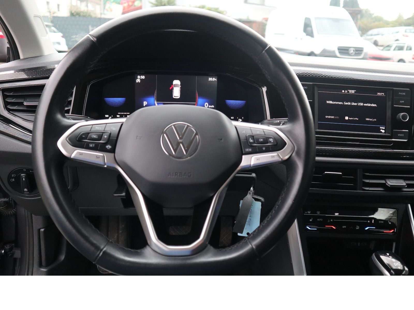 Fahrzeugabbildung Volkswagen Polo Life Tempo SHZ Schekheftgepflegt