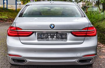 BMW 730 - 7
