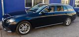Mercedes-Benz E 220d AUTOMATIK Head Up+TÜV NEU+1.Hand+WideSCR - gebrauchte Mercedes-Benz E 220 aus dem Jahr 2018