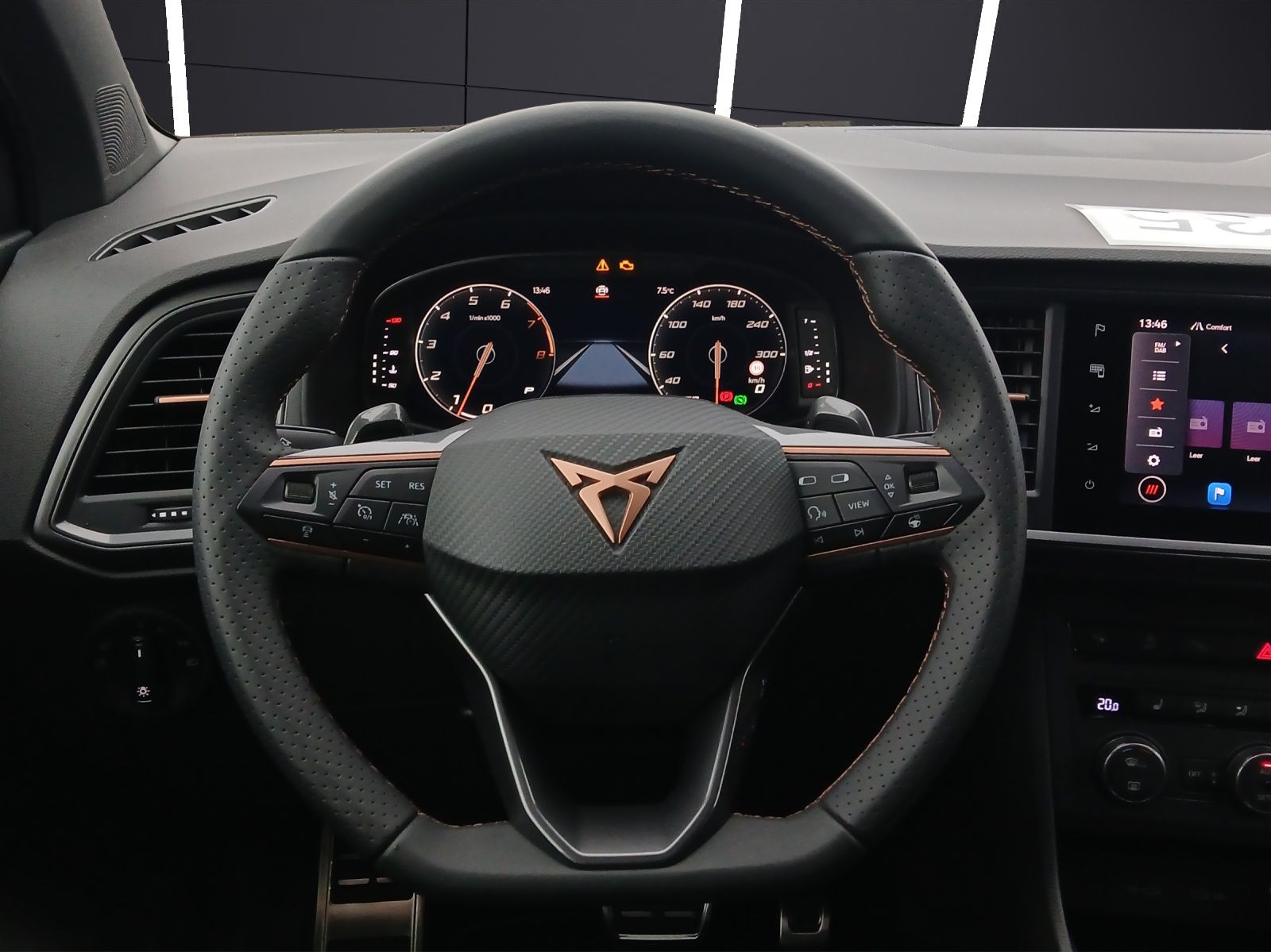 Fahrzeugabbildung CUPRA Ateca VZ 4Drive 2.0 TSI AHK Keyless Kamera