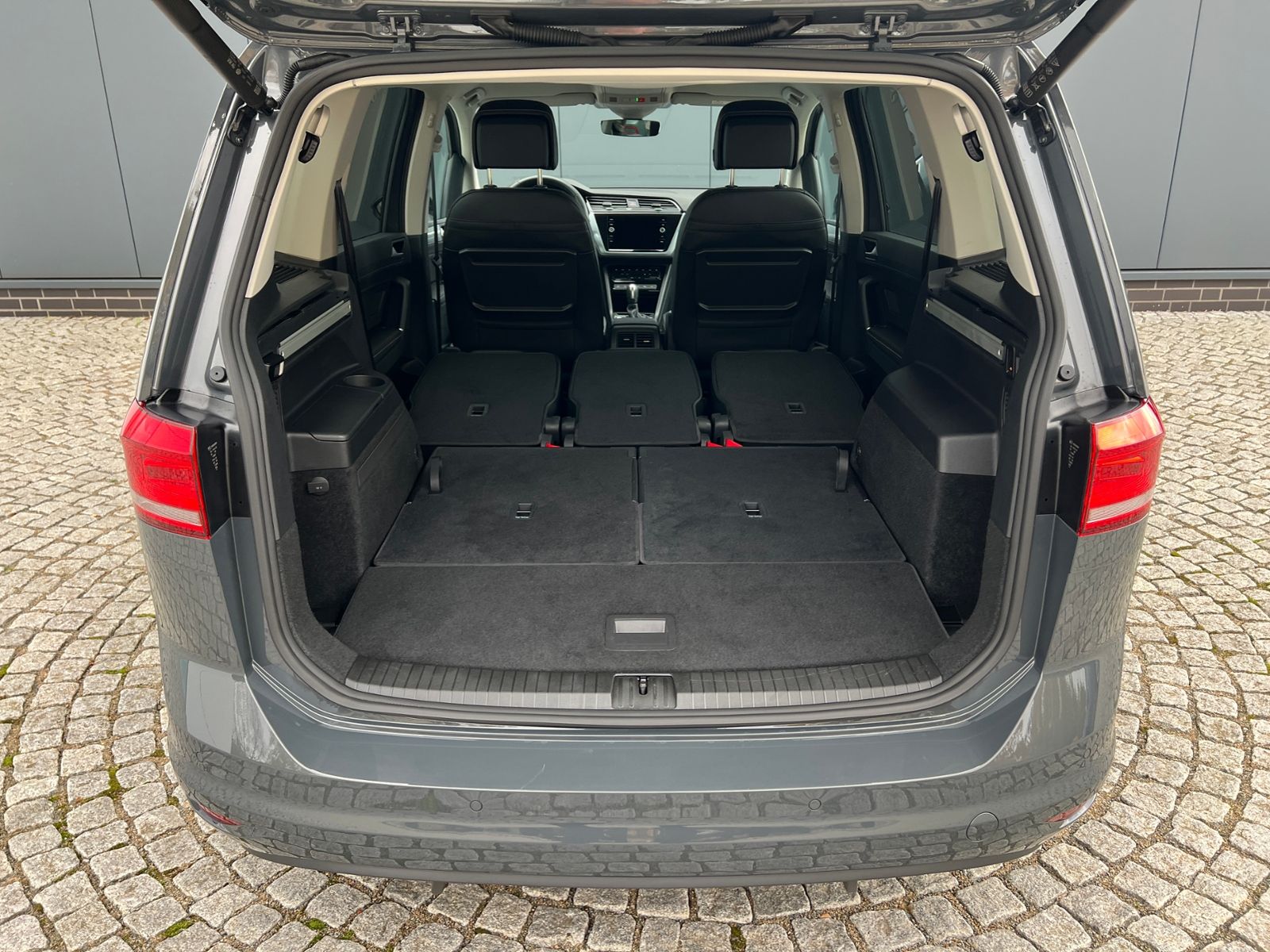 Fahrzeugabbildung Volkswagen Touran Goal 1.5 TSI DSG *AHK, IQ Light, ACC, Kam