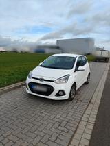Hyundai i10 YES! Silver*SHZ*LHZ*Freispr*TÜV - Hyundai i10 Gebrauchtwagen in Bremen