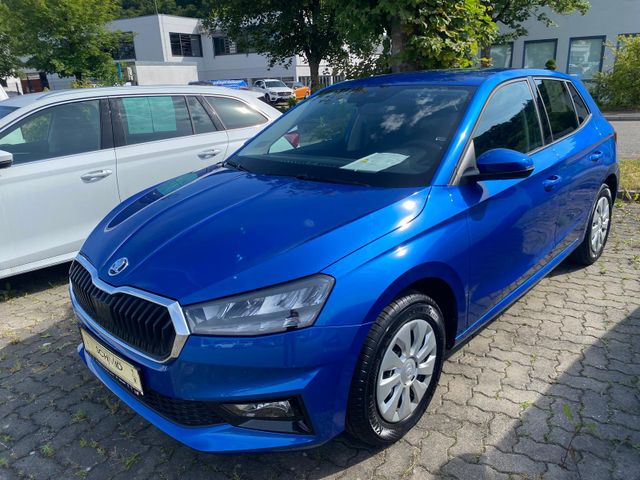 Skoda Fabia 1.0 Selection LED Lichtsensor Sitzheizung