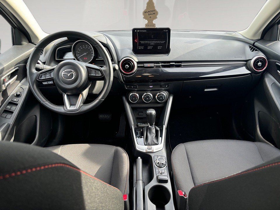 Fahrzeugabbildung Mazda 2 1.5i 90PS 6AG HOMURA TOU-P2