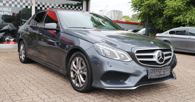 Mercedes-Benz E 220 Navi/Vollleder/Allrad/AMG-Line